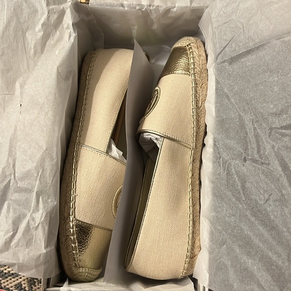 Brand New in Box Michael Kors Kendrick Toe Cap Espadrilles - Picture 11 of 11